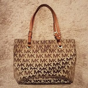 Michael Kors purse
